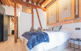 Apartamentos Boutique Pinocho